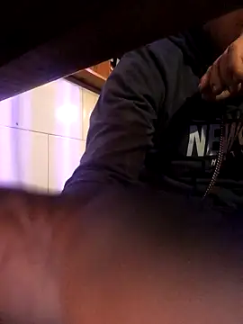 themorenofit08 online show from 12/05/25, 12:41