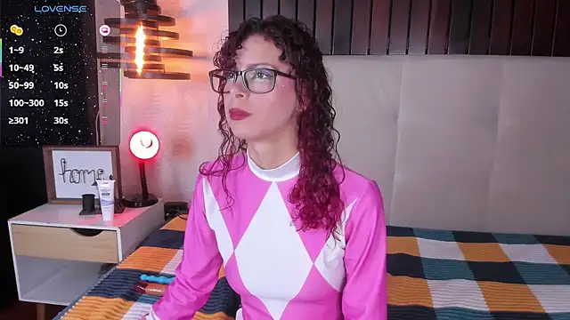 AliceMadnes online show from 12/18/25, 02:06