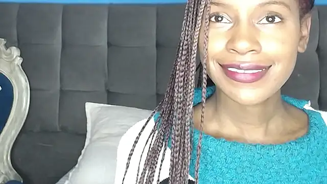 Aliis Love online show from 11/18/25, 08:24