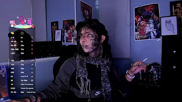 luxiel  online show from 12/18/25, 10:27