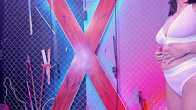 Mistress Luxxy bdsm online show from 11/15/25, 01:18