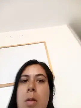LorieFerrer online show from 01/31/25, 03:33