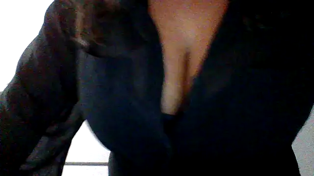 cleo094 online show from 11/17/25, 02:28