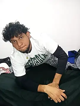 prototipoA45 online show from 01/14/26, 06:02