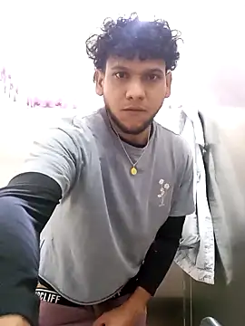 prototipoA45 online show from 02/09/26, 03:16