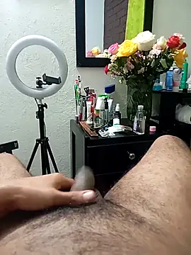 prototipoA45 online show from 02/17/26, 05:59