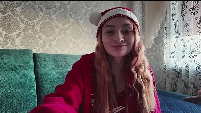 SweetLiaison online show from 12/14/25, 06:19