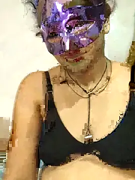 Piya Bakshi online show from 05/17/26, 07:06