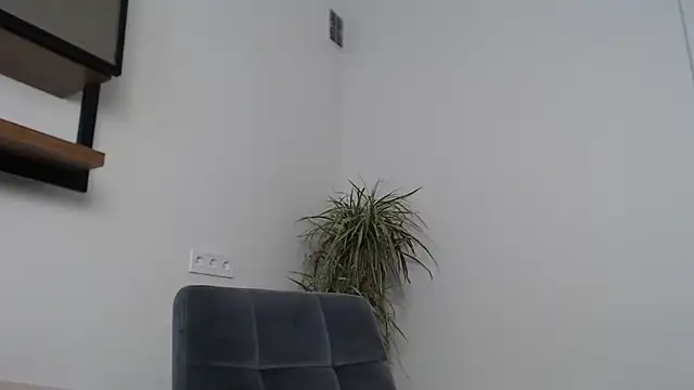 Veronichkaaa online show from 03/20/26, 07:57