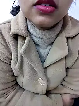 Snapshot of Sexy_Divya__ chatting on 01/07/26, 06:16 Sexy Divya online show from 01/07/26, 06:16