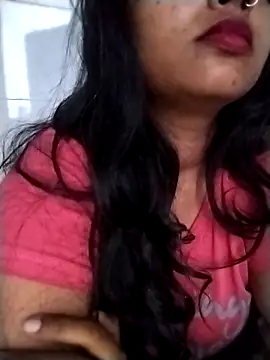 Snapshot of Sexy_Divya__ chatting on 03/01/26, 01:07 Sexy Divya online show from 03/01/26, 01:07