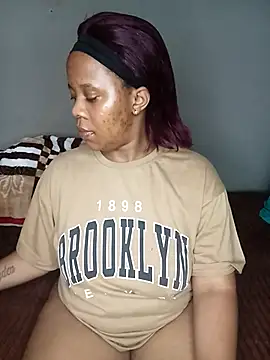 Emmylove-xr25 online show from 11/20/25, 07:19