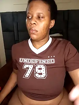 Emmylove-xr25 online show from 05/06/26, 08:47