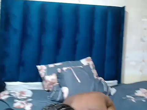 SlimBitch202 online show from 11/25/25, 05:35