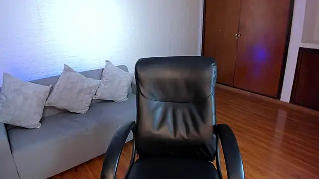 Snapshot of Saara_Corraless chatting on 11/29/25, 06:55 Saara Corraless online show from 11/29/25, 06:55