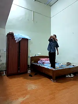 Lynly k2 online show from 03/18/26, 01:09