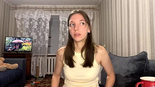 Snapshot of CarliBatas chatting on 11/27/25, 04:31 CarliBatas online show from 11/27/25, 04:31