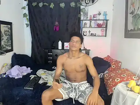 JUANBIGCOCK21CM online show from 12/01/25, 05:34