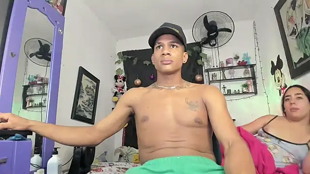 JUANBIGCOCK21CM online show from 12/23/25, 03:15