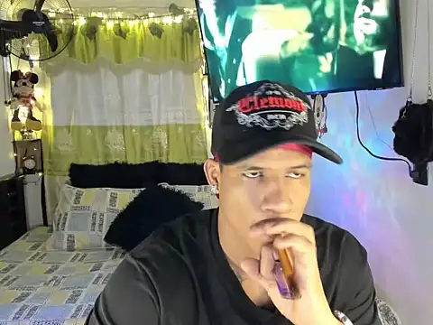 JUANBIGCOCK21CM online show from 07/03/26, 01:39