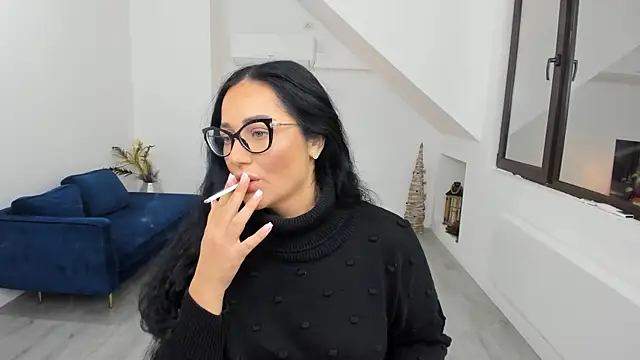 AnyaEvy online show from 11/19/25, 04:34