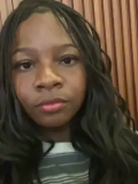 Snapshot of Dina_moss chatting on 11/12/25, 10:30 Dina moss online show from 11/12/25, 10:30