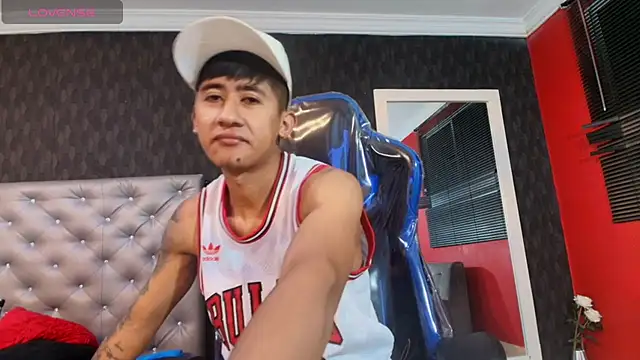 Vinackk online show from 11/23/25, 02:55