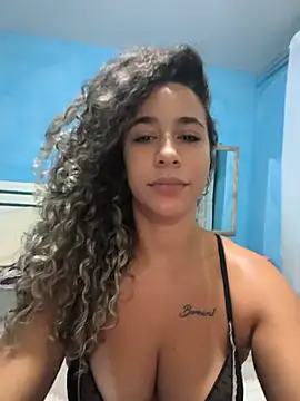 vivianeleoa online show from 06/30/26, 02:01