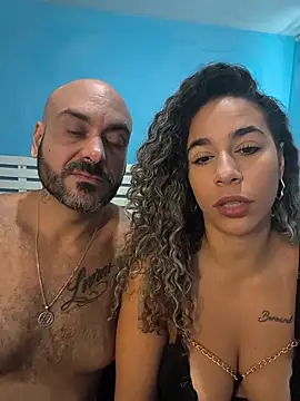 vivianeleoa online show from 07/06/26, 03:25