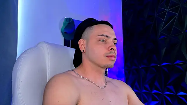 Maxwell Dupont online show from 01/07/26, 07:38