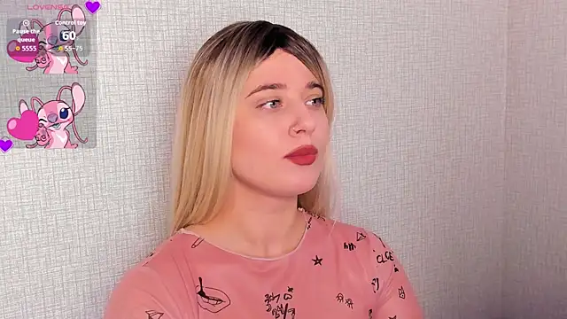 Snapshot of Cherry_B1isss chatting on 11/21/25, 05:22 Cherry B1isss online show from 11/21/25, 05:22