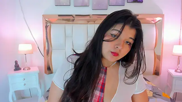 ElaineJackson online show from 11/25/25, 08:20