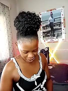 Eve Scarlet online show from 03/07/26, 12:46