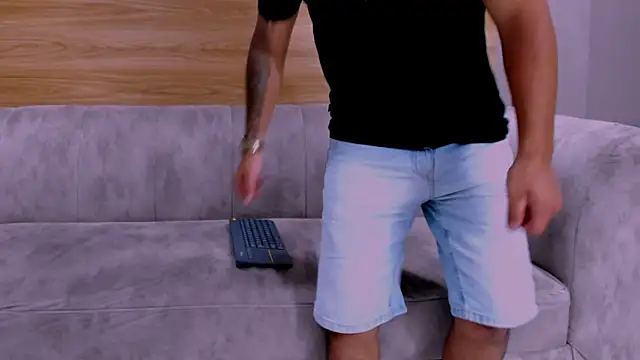 4ndrees  online show from 12/19/25, 02:13