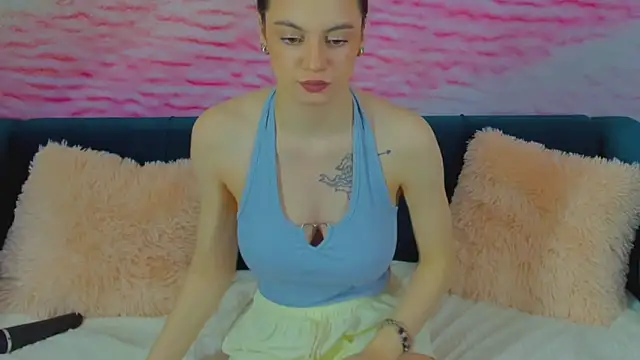 bloom faye online show from 11/25/25, 01:38