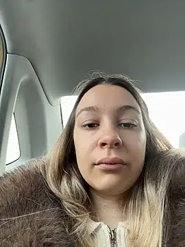 Snapshot of SashaCatt chatting on 02/02/26, 08:02 SashaCatt online show from 02/02/26, 08:02