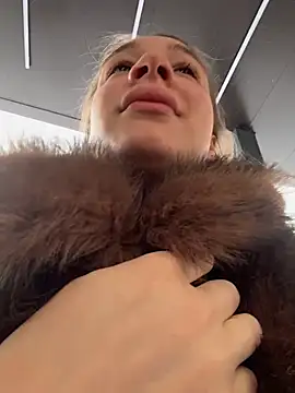 Snapshot of SashaCatt chatting on 02/17/26, 09:06 SashaCatt online show from 02/17/26, 09:06