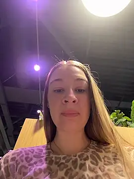 Snapshot of SashaCatt chatting on 02/22/26, 08:57 SashaCatt online show from 02/22/26, 08:57