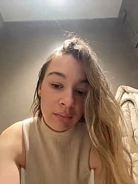 Snapshot of SashaCatt chatting on 02/23/26, 08:12 SashaCatt online show from 02/23/26, 08:12