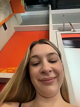 Snapshot of SashaCatt chatting on 06/29/26, 10:15 SashaCatt online show from 06/29/26, 10:15