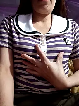 Hini68 online show from 11/21/25, 02:27