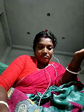 Snapshot of vipmonalisha chatting on 11/22/25, 05:45 vipmonalisha online show from 11/22/25, 05:45