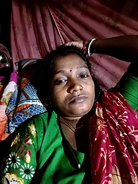 Snapshot of vipmonalisha chatting on 11/25/25, 02:17 vipmonalisha online show from 11/25/25, 02:17