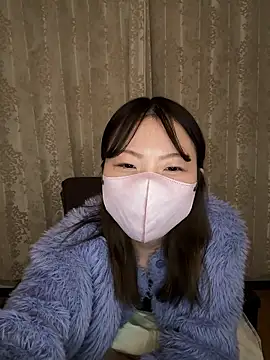 Snapshot of chika_v_v chatting on 12/04/25, 06:38 chika v v online show from 12/04/25, 06:38