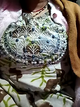 Snapshot of Rajni_hot83 chatting on 12/15/25, 09:52 Rajni hot83 online show from 12/15/25, 09:52