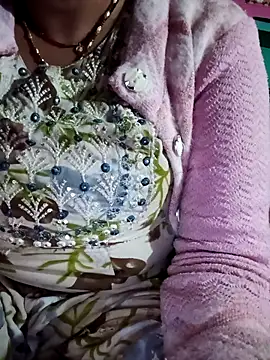 Snapshot of Rajni_hot83 chatting on 12/18/25, 09:10 Rajni hot83 online show from 12/18/25, 09:10