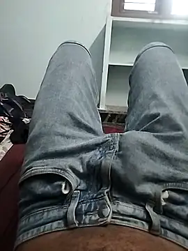 LEOMEGHA2026 online show from 02/06/26, 08:18