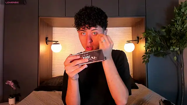 Noah dupont  online show from 11/17/25, 11:38