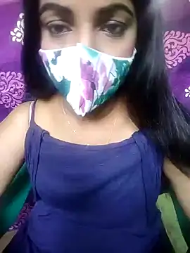 Snapshot of Honeya96 chatting on 11/13/25, 04:11 Honeya96 online show from 11/13/25, 04:11