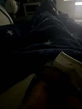 groschibre40100 online show from 12/21/25, 11:01